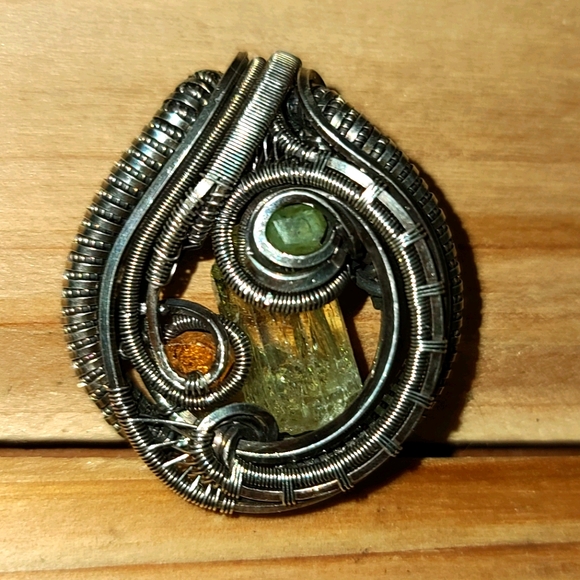 Handmade .925 silver oxidized pendant - Picture 1 of 2